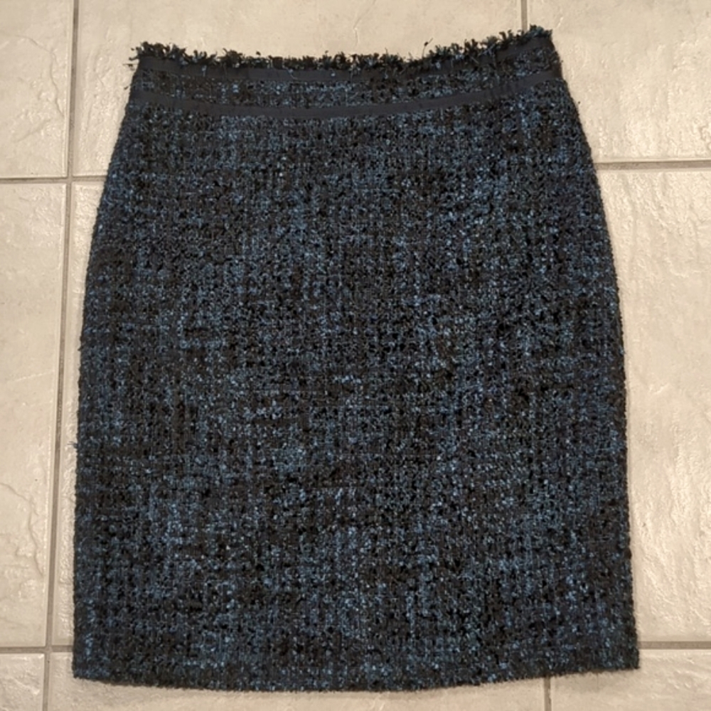 J. Mclaughlin Blue Tweed Pencil Skirt Size 4